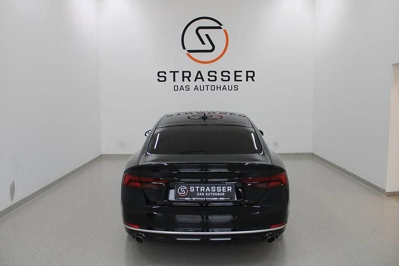 Gebraucht Audi A5 Sportback Sport 190 PS (139 kW) 2019 Schwarz  metallic Kleinwagen