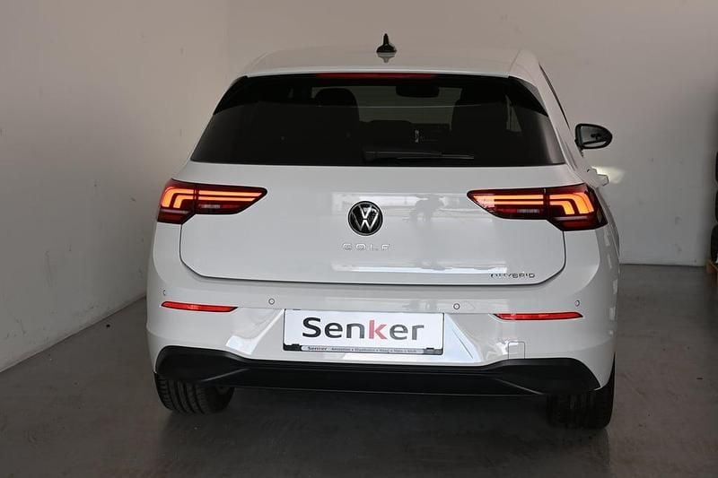 Gebraucht VW Golf VIII 204 PS (150 kW) 2025 Weiss  normal Limousine