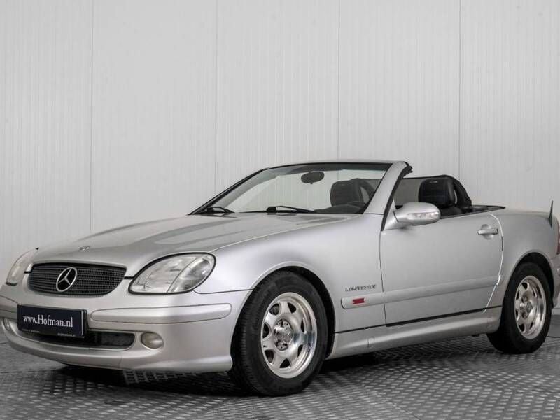 Grau Gebraucht 2000 Mercedes SLK200 Cabrio | € 9.900 - Bild 1/4