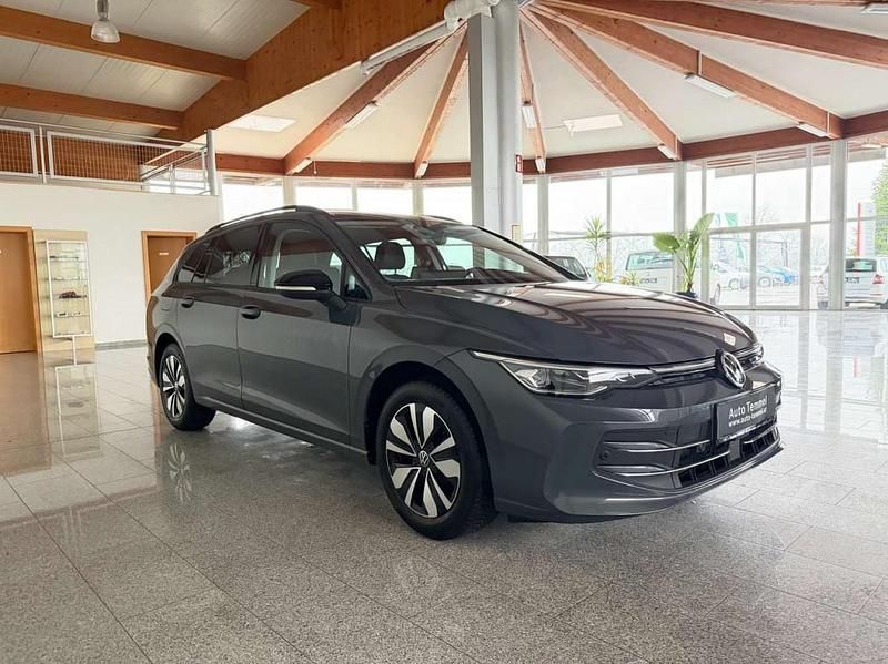 Gebraucht VW Golf VIII Goal 150 PS (110 kW) 2025 Grau Kombi