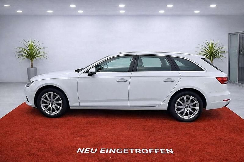 Gebraucht Audi A4 Sport 190 PS (139 kW) 2017 Weiß Limousine