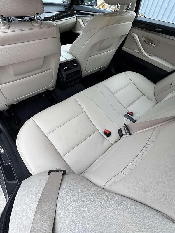 Gebraucht BMW 530 Performance 258 PS (189 kW) 2015 Grau Limousine