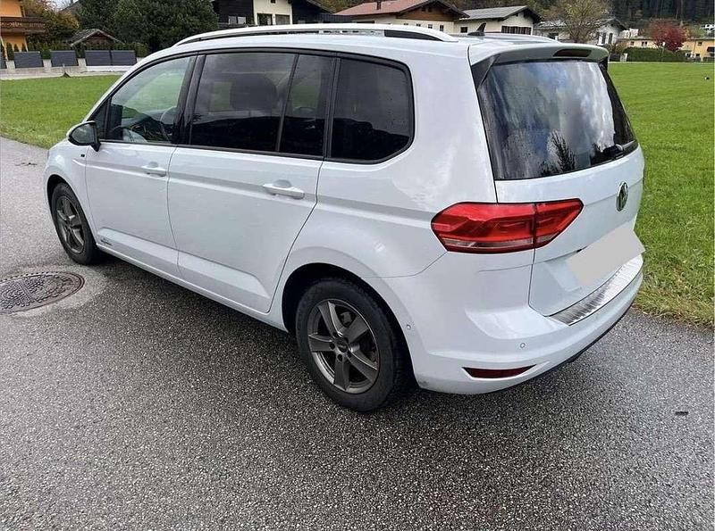 Gebraucht VW Touran 116 PS (85 kW) 2018 Van / Kleinbus