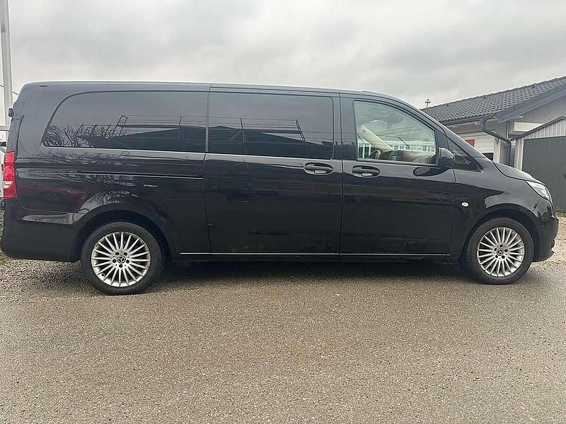 Gebraucht Mercedes Vito 163 PS (119 kW) 2019 Schwarz Van
