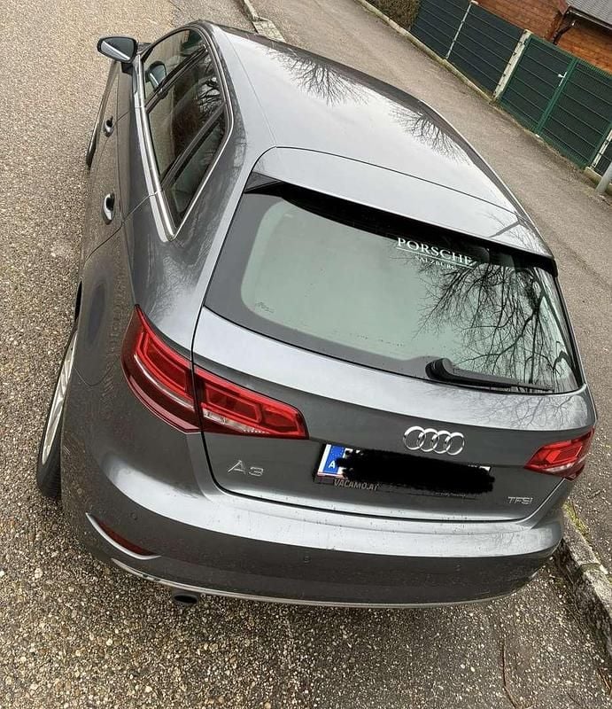 Gebraucht Audi A3 116 PS (85 kW) 2017 Grau Limousine