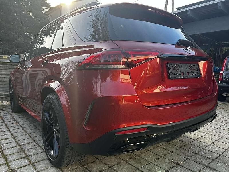 Gebraucht Mercedes GLE350 194 PS (142 kW) 2023 Rot SUV