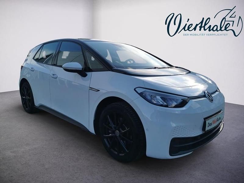 Gebraucht VW ID.3 Pro 106 kW (145 PS) 2023 Weiss  normal Kleinwagen