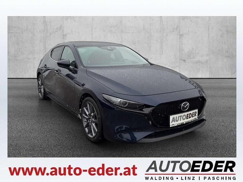 Blau Gebraucht 2020 Mazda 3 Edition Limousine | € 19.890 (Etwas zu teuer) - Bild 1/4