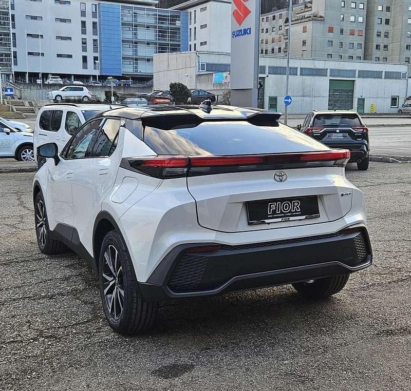 Neu Toyota C-HR Active 223 PS (164 kW) 2025 Weiß SUV