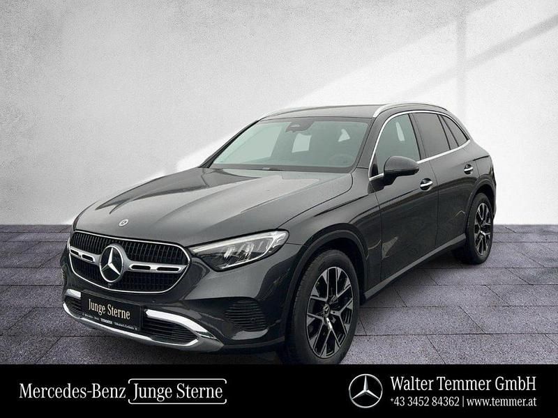 Neu 2025 Mercedes 200 Avantgarde Limousine | € 61.750 (Etwas zu teuer) - Bild 1/4