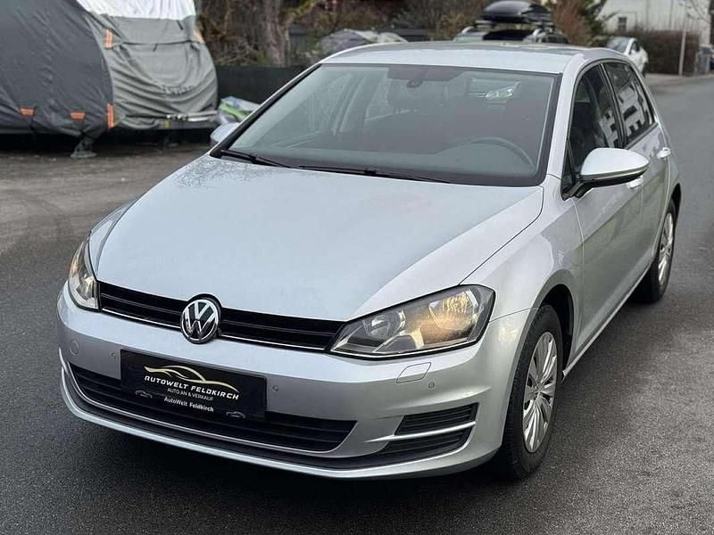 Gebraucht VW Golf VII Trendline 86 PS (63 kW) 2014 Grau Kleinwagen