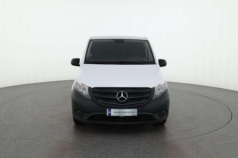 Gebraucht Mercedes Vito 163 PS (119 kW) 2021 Weiß Van