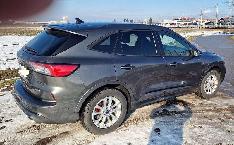 Gebraucht Ford Kuga ST-Line X 224 PS (164 kW) 2022 SUV