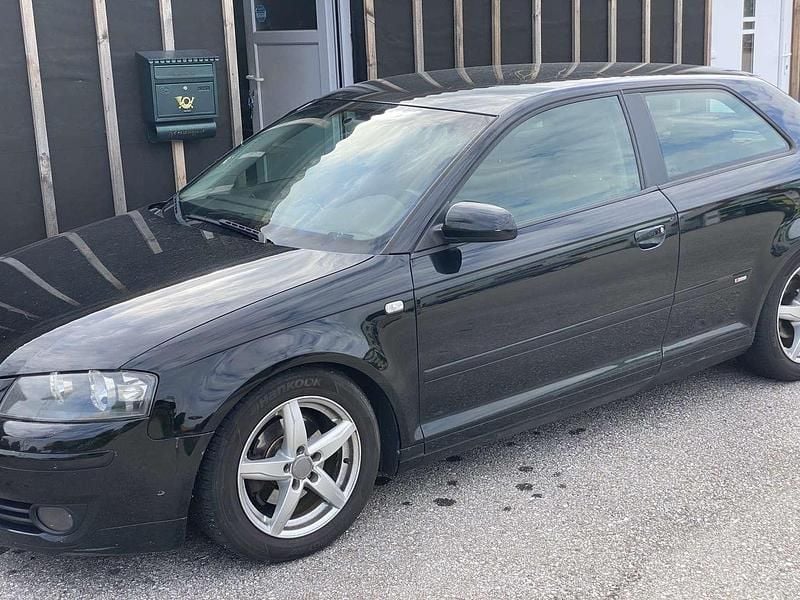 Gebraucht Audi A3 Design 105 PS (77 kW) 2005 Limousine