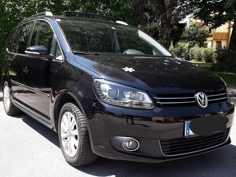 Schwarz Gebraucht 2012 VW Touran Van / Kleinbus | € 7.200 (Fairer Preis) - Bild 1/4