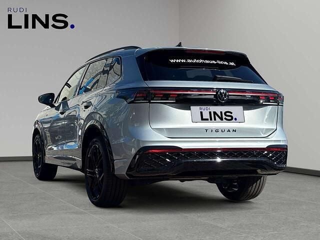 Neu VW Tiguan R-line 204 PS (150 kW) 2026 Silber  metallic SUV