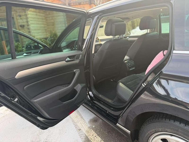 Gebraucht VW Passat Elegance 150 PS (110 kW) 2020 Limousine