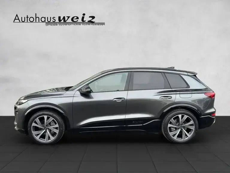 Gebraucht Audi Q6 e-tron Ambiente 284 kW (387 PS) 2025 Mittelgrau  metallicperleffekt SUV