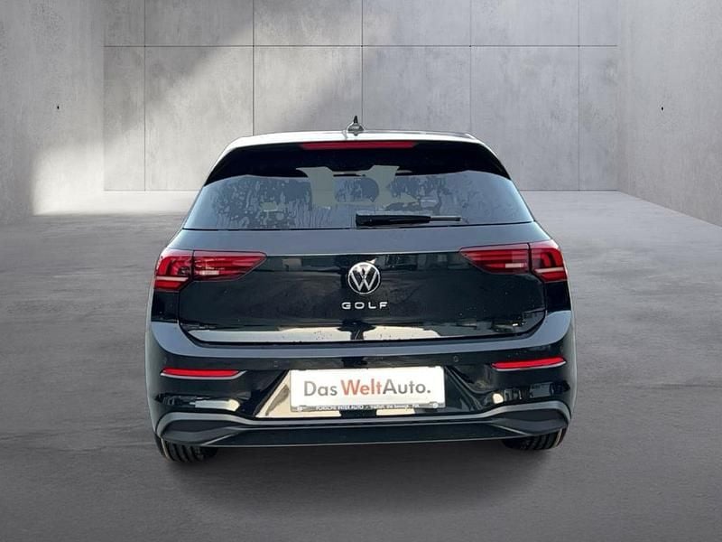 Neu VW Golf VIII 115 PS (84 kW) 2026 Mittelgrau  metallic Limousine