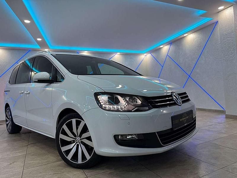 Gebraucht VW Sharan Comfortline 150 PS (110 kW) 2017 Weiß Van / Kleinbus