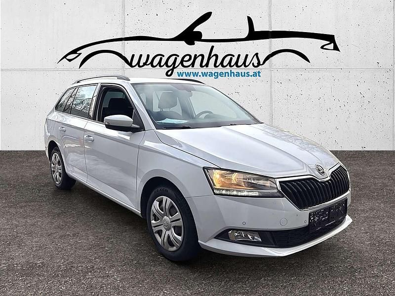 Gebraucht Skoda Fabia Ambition 95 PS (69 kW) 2022 Weiß Kombi
