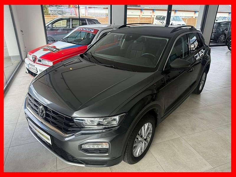 Grau Gebraucht 2020 VW T-Roc Style SUV | € 25.990 (Etwas zu teuer) - Bild 1/4