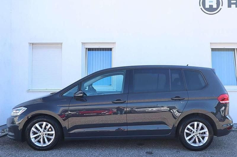 Gebraucht VW Touran Trendline 116 PS (85 kW) 2018 Grau Van / Kleinbus