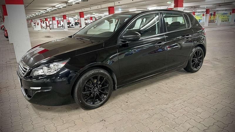 Gebraucht Peugeot 308 Active 82 PS (60 kW) 2015 Limousine
