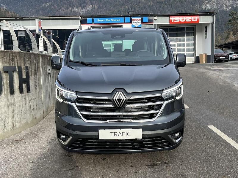 Neu Renault Trafic Techno 150 PS (110 kW) 2025 Van / Kleinbus