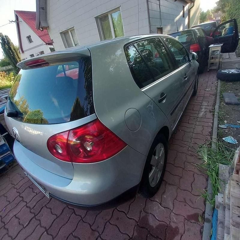 Gebraucht 2004 VW Golf IV Comfortline Limousine | € 4.000 (Teuer) - Bild 1/4