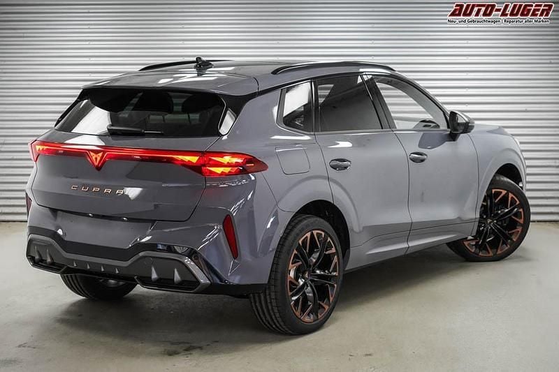 Neu Cupra Terramar VZ 2025 Graphene grau metallic (r6) SUV