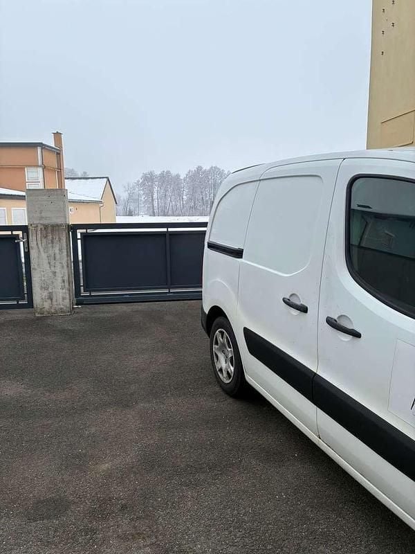 Gebraucht Peugeot Partner 69 PS (50 kW) 2012 Van / Kleinbus