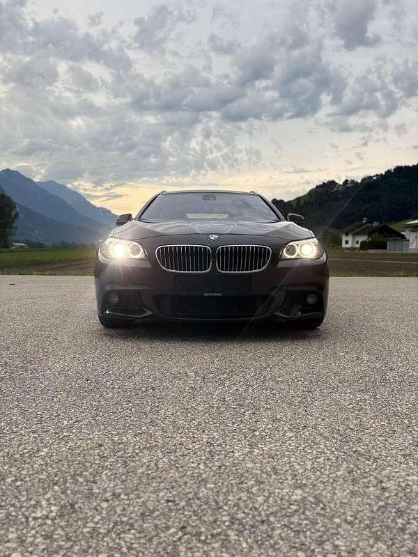 Gebraucht 2012 BMW 530 M Sport Kombi | € 14.200 (Guter Preis) - Bild 1/4