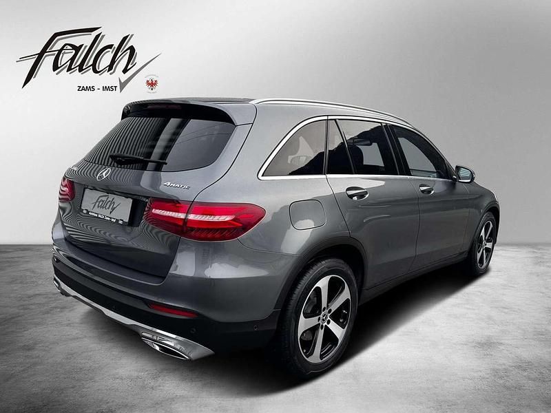 Gebraucht Mercedes GLC350 258 PS (189 kW) 2017 Mittelgrau  metallic SUV