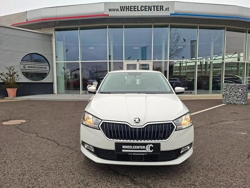 Gebraucht Skoda Fabia Ambition 75 PS (55 kW) 2018 Weiß Limousine