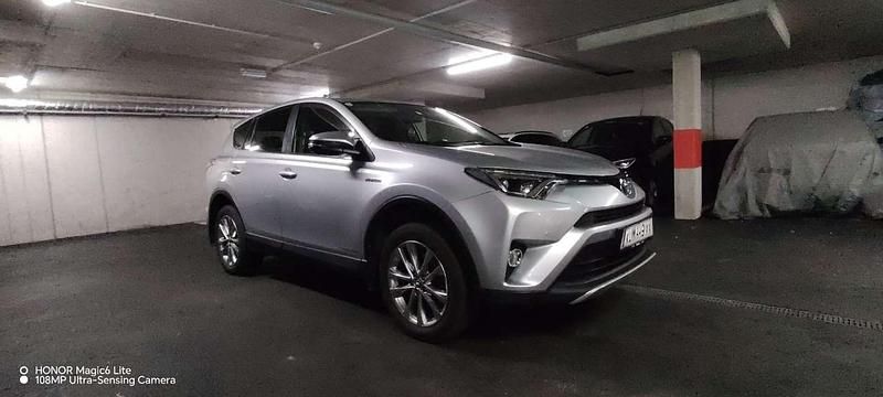 Gebraucht 2016 Toyota RAV4 Active SUV | € 19.500 (Teuer) - Bild 1/4