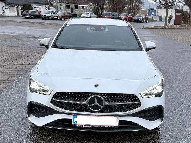 Gebraucht Mercedes CLA200 Shooting Brake Edition 150 PS (110 kW) 2024 Weiß Kombi