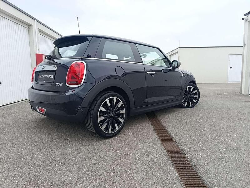 Gebraucht Mini Cooper Chili 136 PS (100 kW) 2021 Schwarz Kleinwagen