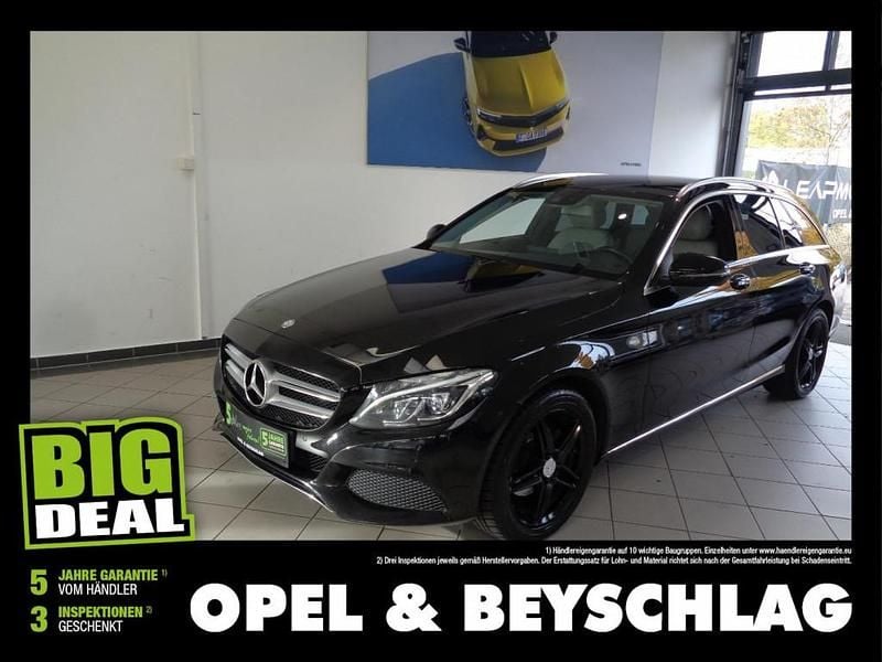 Schwarz Gebraucht 2016 Mercedes C180 Avantgarde Kombi | € 14.560 (Fairer Preis) - Bild 1/4