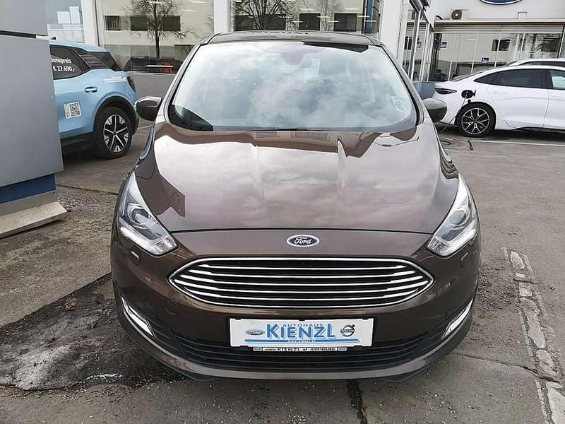 Gebraucht Ford C-MAX Titanium 120 PS (88 kW) 2017 Braun Van / Kleinbus