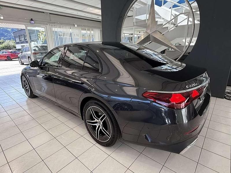 Gebraucht Mercedes E220 Advanced 220 PS (161 kW) 2024 Grau Limousine