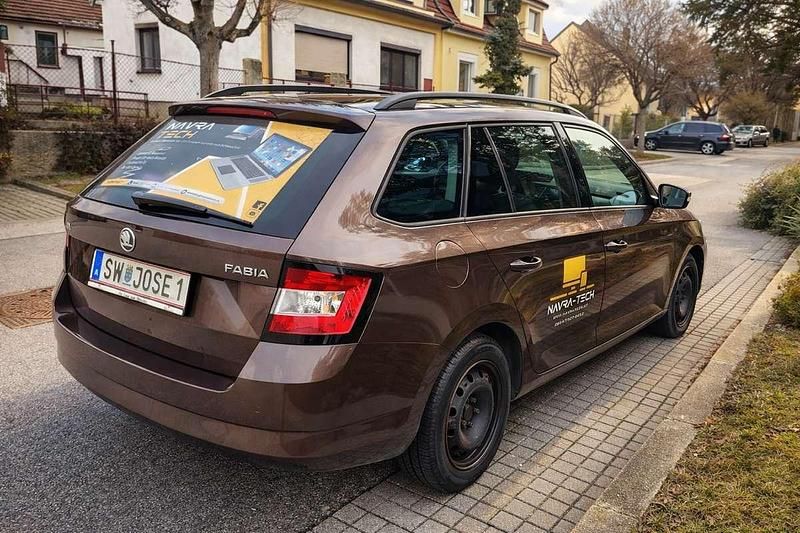 Gebraucht Skoda Fabia Style 110 PS (80 kW) 2015 Braun Kombi