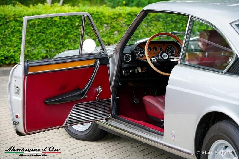 Gebraucht Lancia 2000 116 PS (85 kW) 1972 Grau Coupé