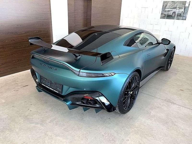 Gebraucht Aston Martin V8 Vantage 536 PS (394 kW) 2023 Grün Coupé