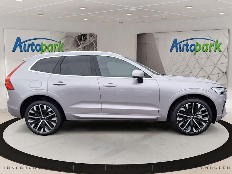 Neu Volvo XC60 Ultra 398 PS (292 kW) 2025 Grau SUV