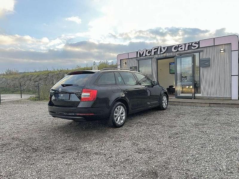 Gebraucht Skoda Octavia 116 PS (85 kW) 2019 Schwarz Kombi