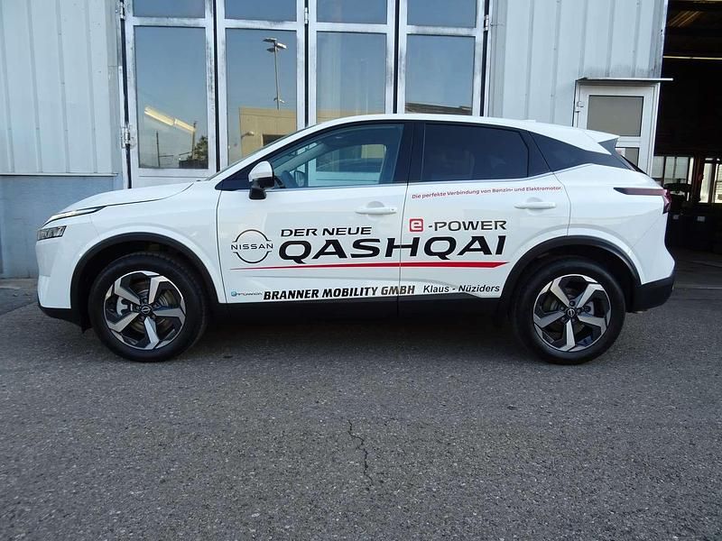 Gebraucht Nissan Qashqai N-Connecta 190 PS (139 kW) 2023 Weiß SUV