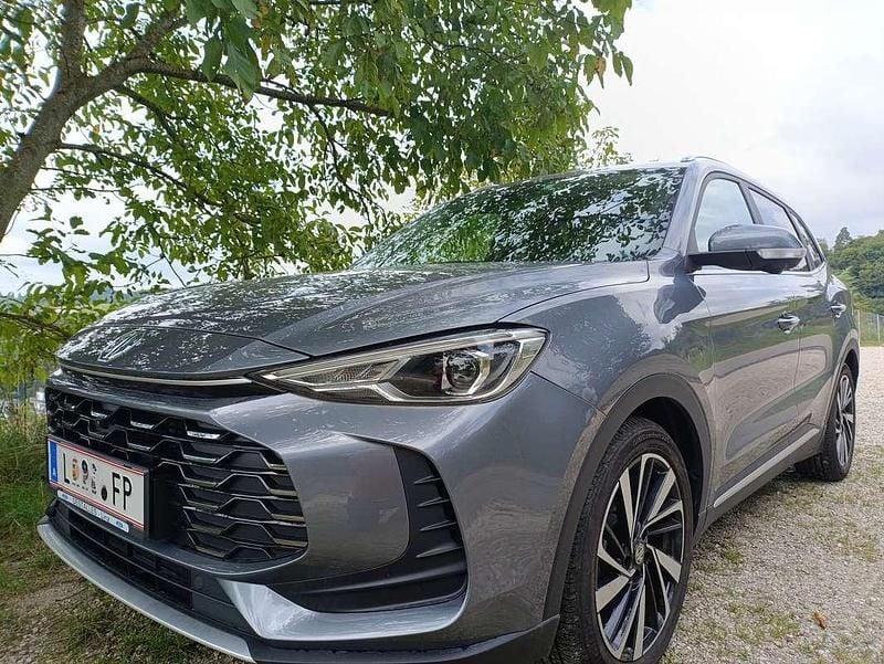 Gebraucht MG ZS Luxury 102 PS (75 kW) 2024 Grau SUV