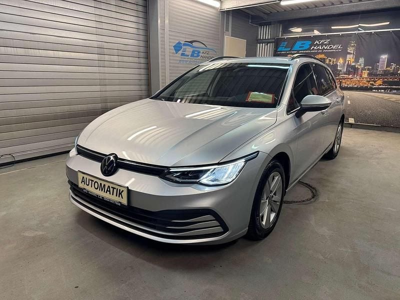 Gebraucht VW Golf VIII Life 116 PS (85 kW) 2021 Grau Kombi