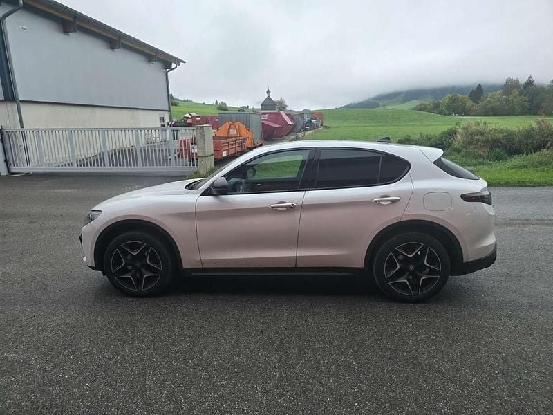 Gebraucht Alfa Romeo Stelvio Ti 209 PS (153 kW) 2020 Weiß SUV